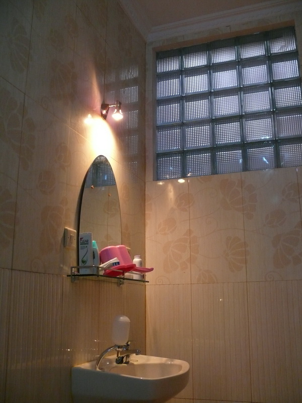 interior kamar mandi KREASIA